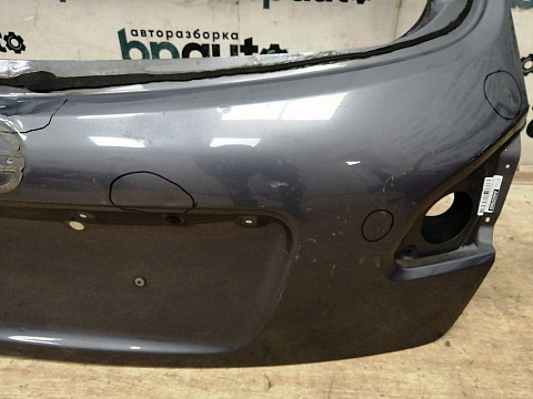 Фотография детали AA037669; Крышка багажника; без камер. (K0100BR0MA) для Nissan Qashqai/БУ; Оригинал; Р3, Под восстановление; . Фото номер 6