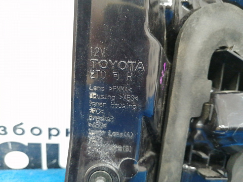 Фотография детали AA016723; Фонарь в крышку багажника правый (81580-42030) для Toyota Rav4 40 рест. (2015 — 2019)/БУ; Оригинал; Р2, Удовлетворительное; . Фото номер 8