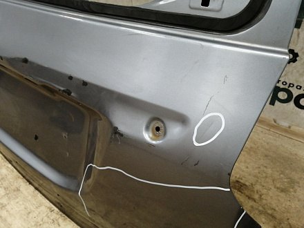 AA037155; Крышка багажника (5801B684) для Mitsubishi Pajero Sport III (2015-2020)/БУ; Оригинал; Р2, Удовлетворительное; 