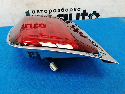 Фонарь в крышку багажника правый Лексус LX570, LX450D 2008 — 2011, новая с дефектом, фото 3