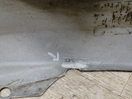 AA044665; Бампер передний; без паркт.; без омыват. (BS71-17757-A) для Ford Mondeo/БУ; Оригинал; Р1, Мелкий дефект; 