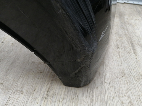 Фотография детали AA045838; Бампер передний; без паркт.; под омыват. (4K0807437) для Audi A6 C8/БУ; Оригинал; Р1, Мелкий дефект; . Фото номер 6