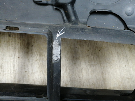 AA045302; Бампер передний; под паркт.; под омыват. (51117178068) для BMW 5 серия Е60 Е61/БУ; Оригинал; Р1, Мелкий дефект; 