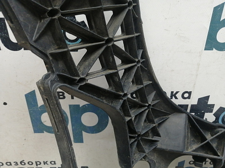 AA045501; Кронштейн, каркас переднего бампера левый (A2048850765) для Mercedes-Benz C-klasse III (W204) (2006-2011)/БУ; Оригинал; Р0, Хорошее; 