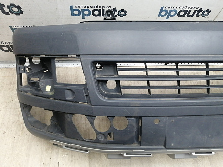 AA045717; Бампер передний; без паркт.; без омыват. (7E0807221) для Volkswagen/БУ; Оригинал; Р1, Мелкий дефект; 