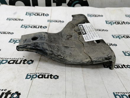 AA018040; Кронштейн крепления фары правый, железо (на передней панели) (53271-60020) для Toyota Land Cruiser/БУ; Оригинал; Р0, Хорошее; 