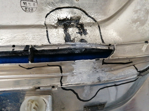 Фотография детали AA033317; Решетка радиатора (7450A992) для Mitsubishi Outlander III рест.2 (2015-2018)/БУ; Оригинал; Р2, Удовлетворительное; . Фото номер 19